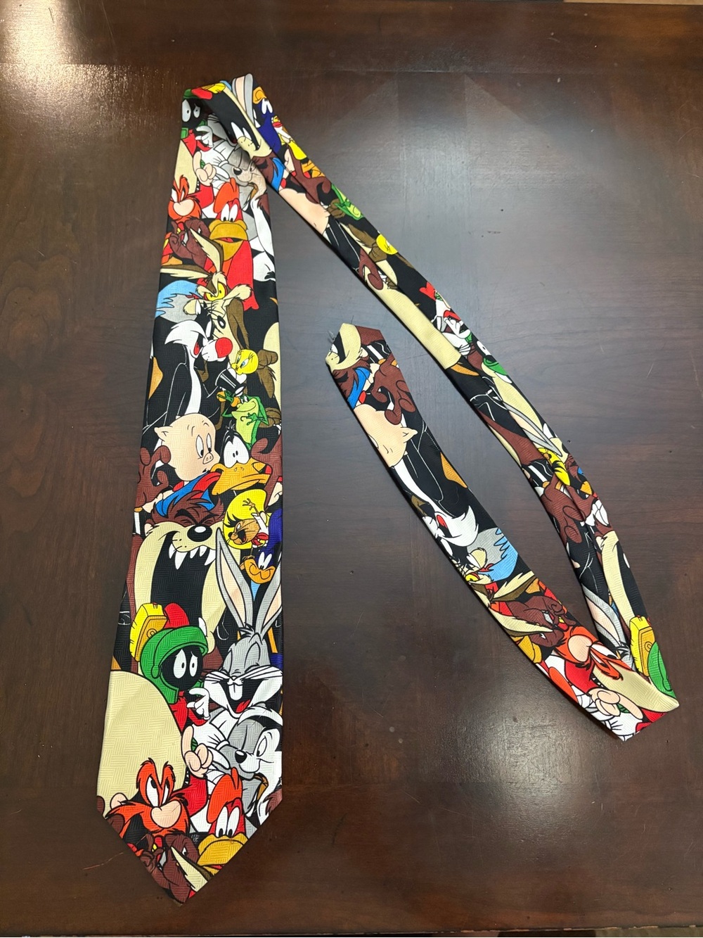 Looney Tunes Character 1997 Bugs Elmer Marvin Foghorn Pepe Porky Sylvester Tie